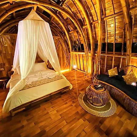 Bamboo House - Ecobreeze
