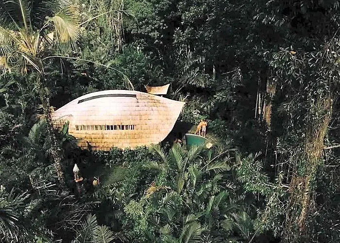 Bamboo House - Ecobreeze ホテル バリ島