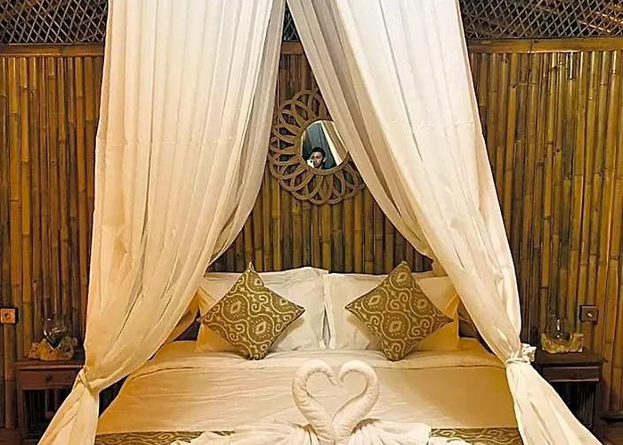 Bamboo House - Ecobreeze 5*