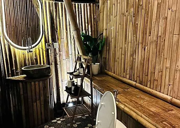 Bamboo House - Ecobreeze 5*