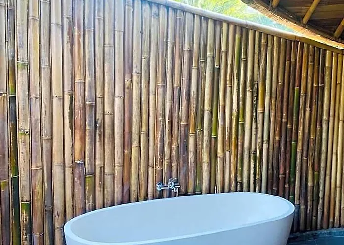 Bamboo House - Ecobreeze ホテル バリ島